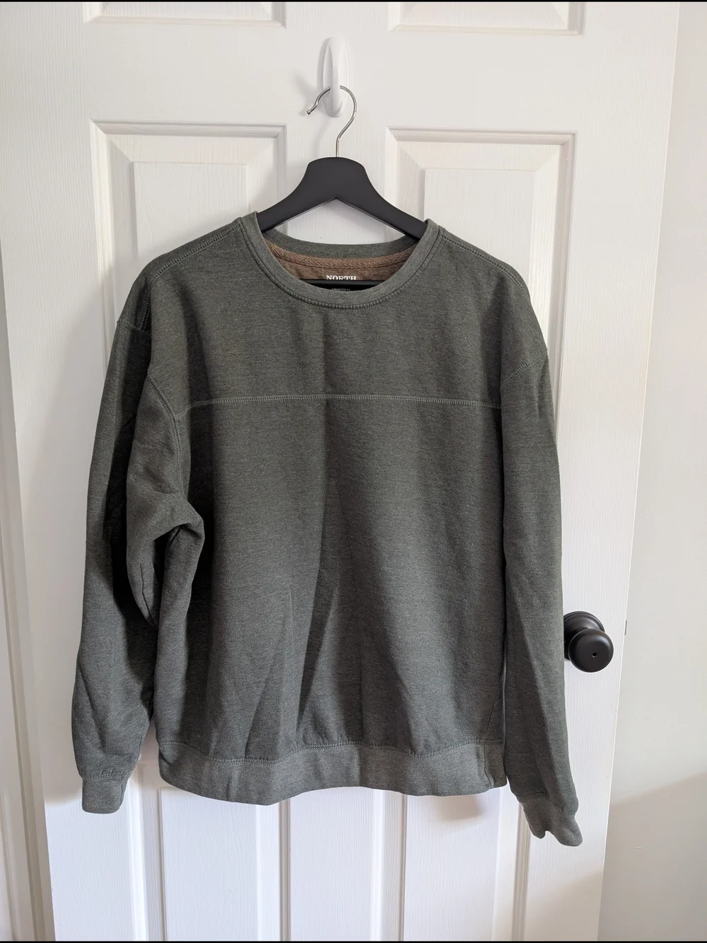 North Hudson Outfitters Men's Green Crewneck Sweatshirt Medium